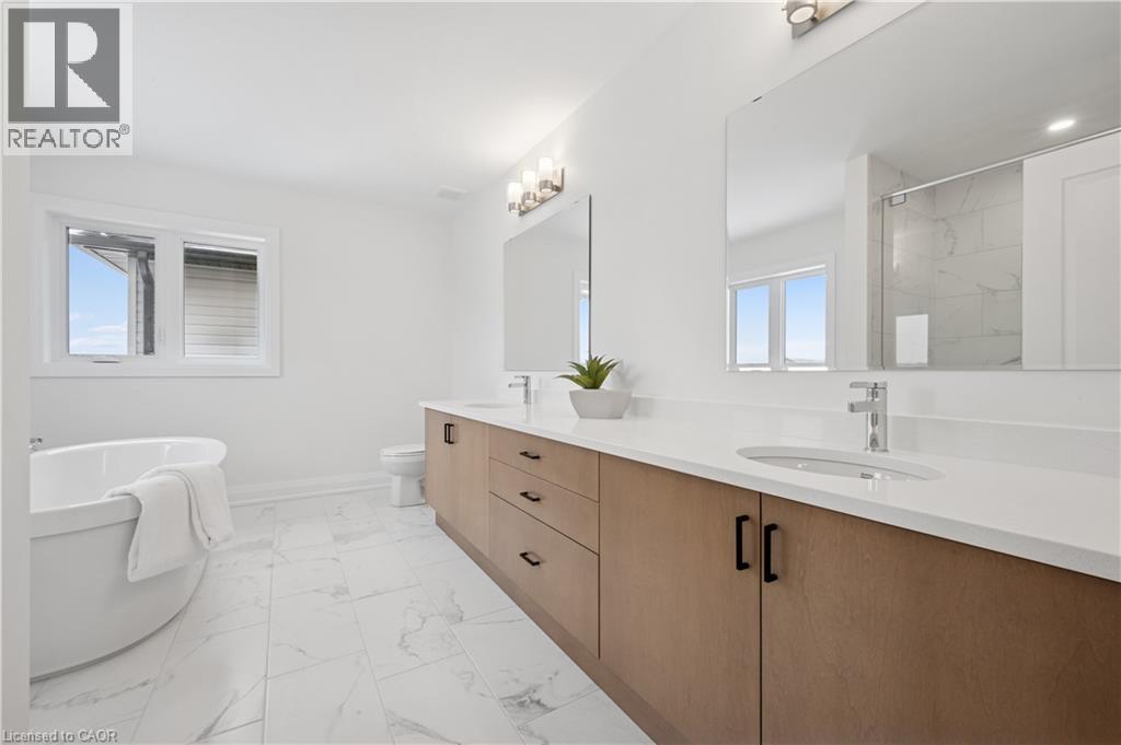 702 Autumn Willow Drive, Waterloo, Ontario  N2V 0H8 - Photo 39 - 40809037