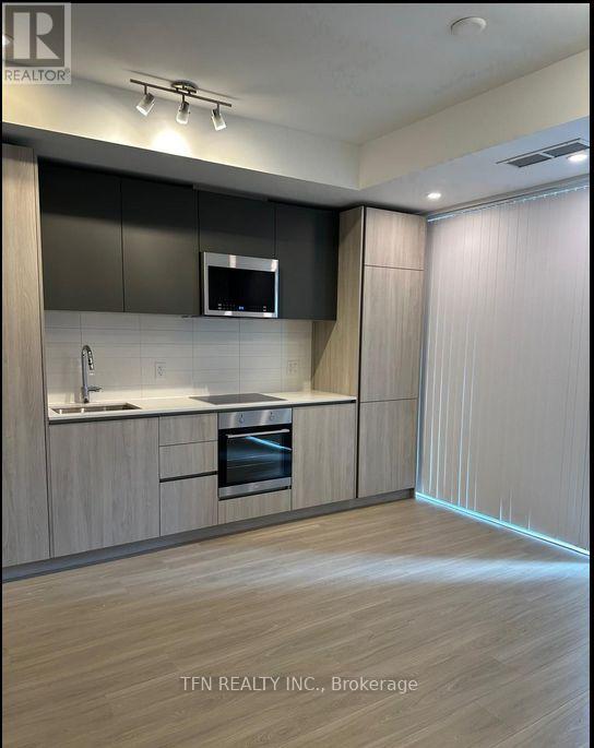 3021 - 28 Widmer Street, Toronto, Ontario  M5V 2E7 - Photo 3 - C12881338