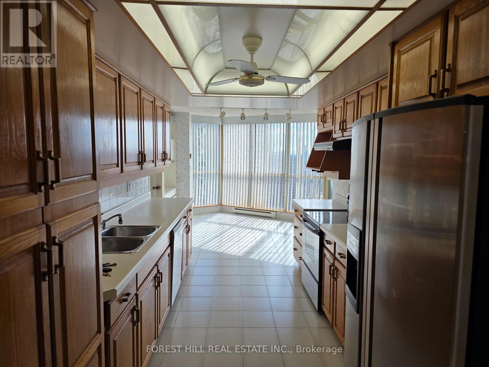 2201 - 85 Skymark Drive, Toronto, Ontario  M2H 3P2 - Photo 5 - C12881342