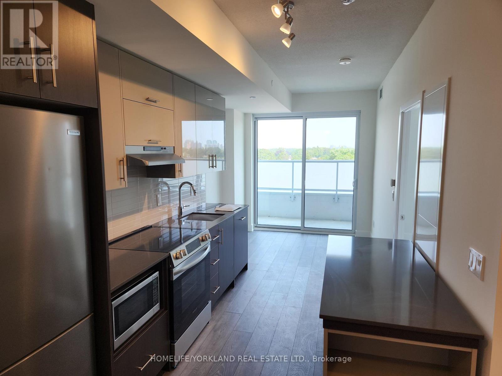 825 - 188 Fairview Mall Drive, Toronto, Ontario  M2J 0H7 - Photo 3 - C12881426