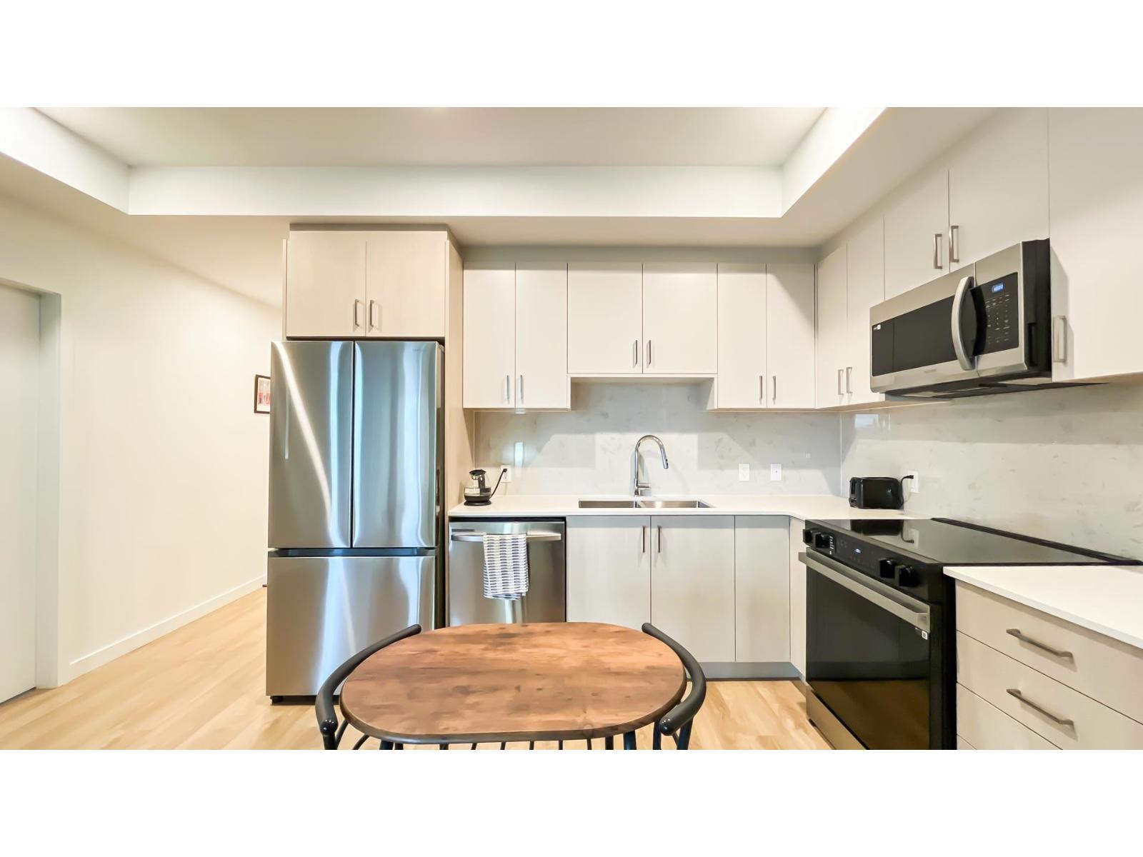 E301 13858 108 Avenue, Surrey, British Columbia V3T 0T8 - Photo 11 - R3099583