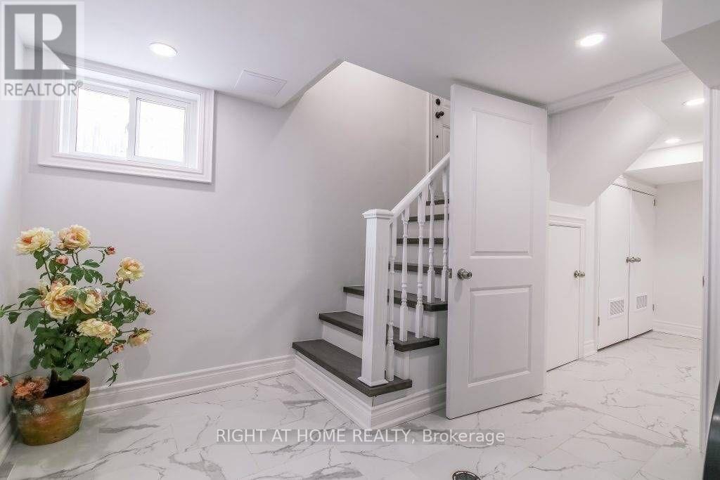 Bsmt - 39 Porter Crescent, Toronto (Dorset Park), Ontario  M1P 1E8 - Photo 3 - E12881314