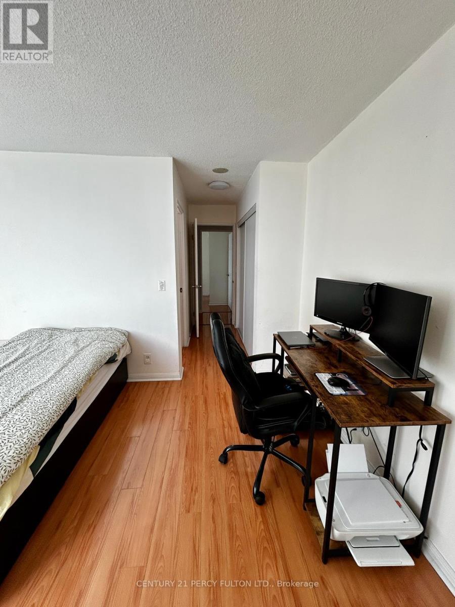 2012 - 11 Lee Centre Drive, Toronto, Ontario M1H 3J5 - Photo 9 - E12881376