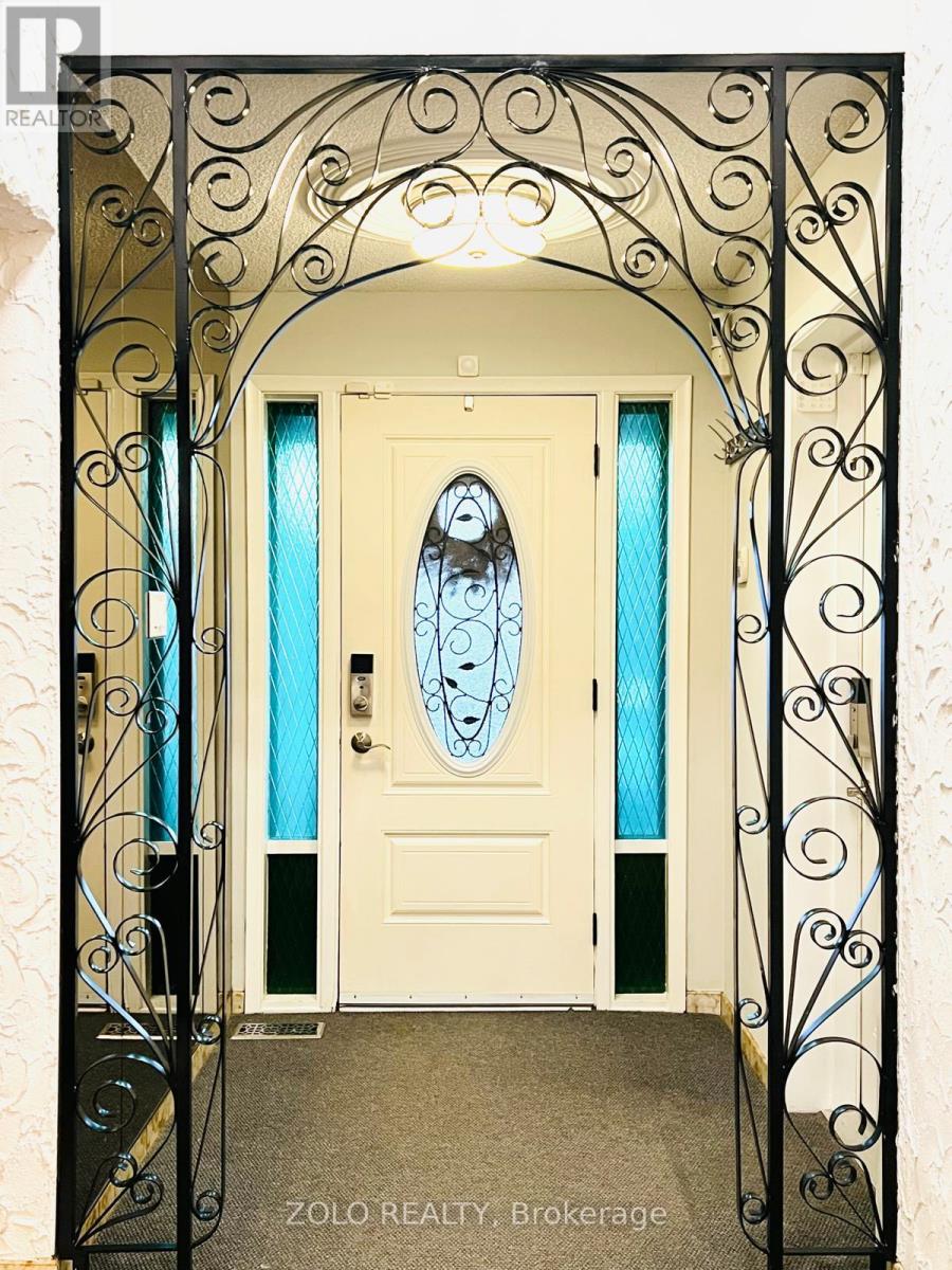 48 Arkona Drive, Toronto, Ontario  M1T 1X3 - Photo 2 - E12881418