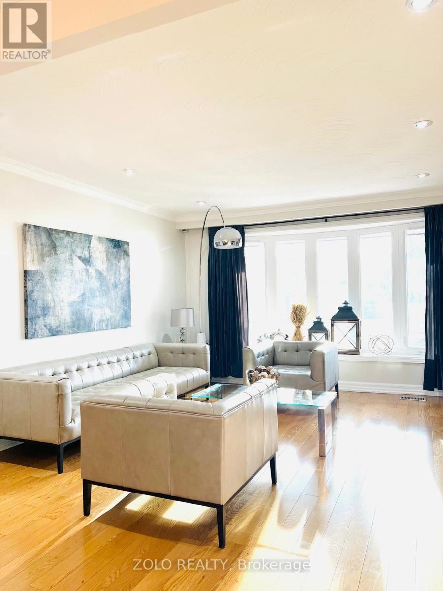 48 Arkona Drive, Toronto, Ontario  M1T 1X3 - Photo 4 - E12881418