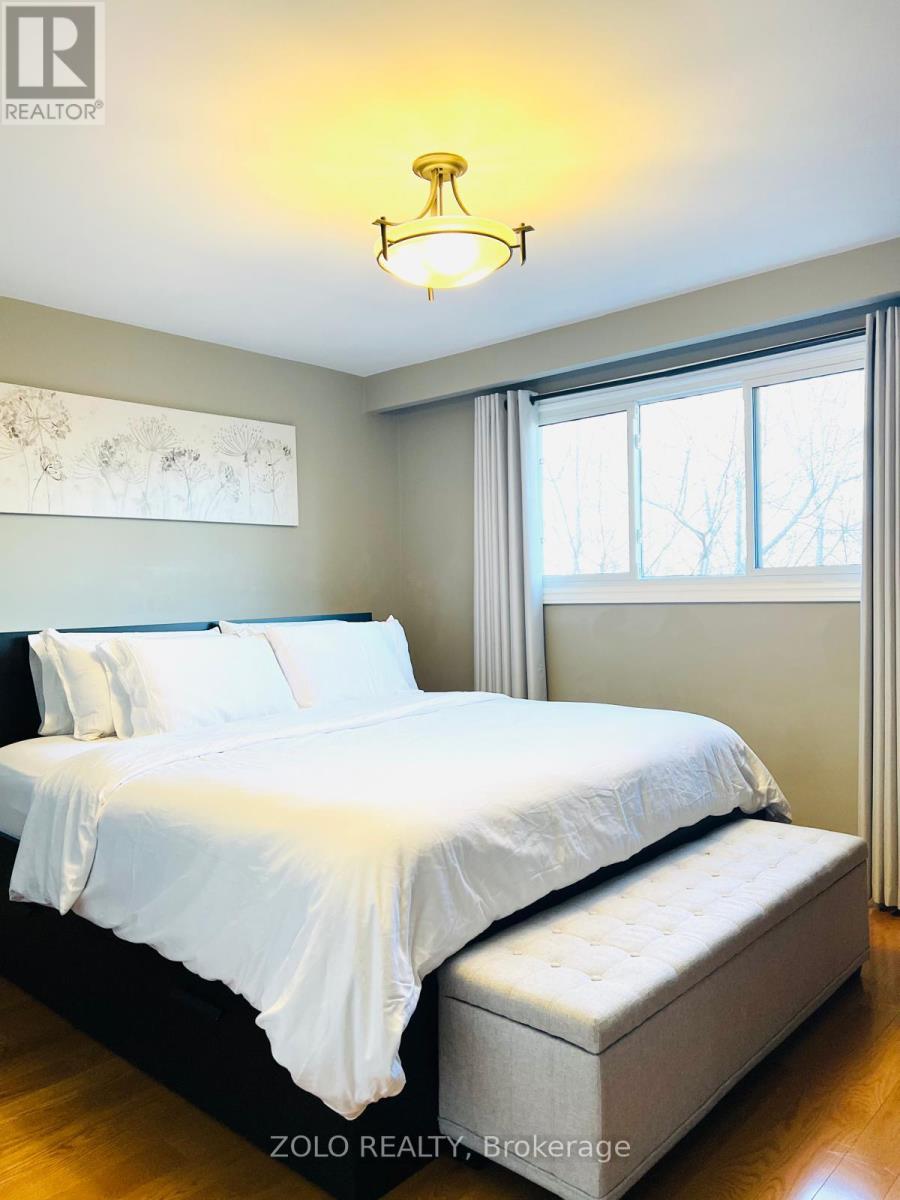 48 Arkona Drive, Toronto, Ontario  M1T 1X3 - Photo 8 - E12881418