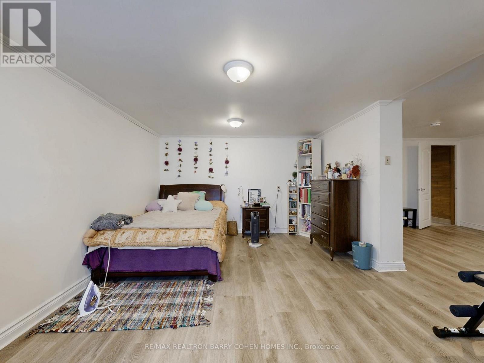 195 Rumble Avenue, Richmond Hill (Mill Pond), Ontario  L4C 4G5 - Photo 29 - N12881226