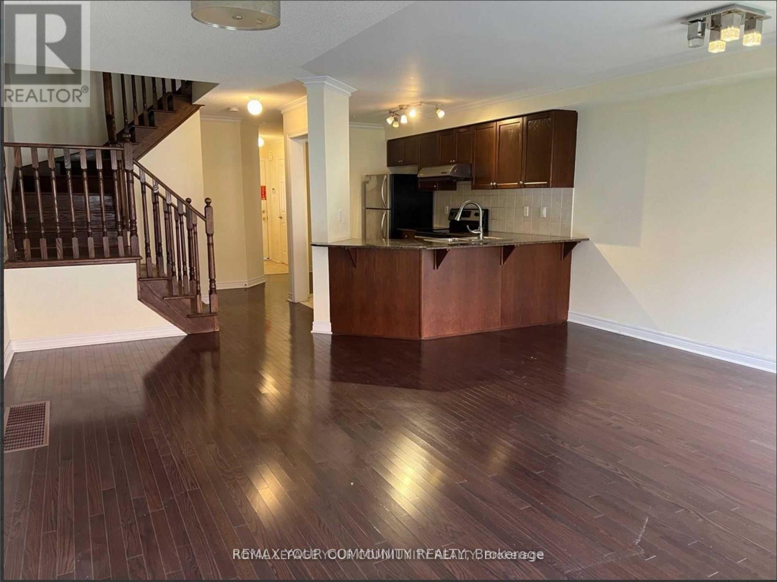 119 Amulet Crescent, Richmond Hill (Rouge Woods), Ontario  L4S 2V9 - Photo 2 - N12881400