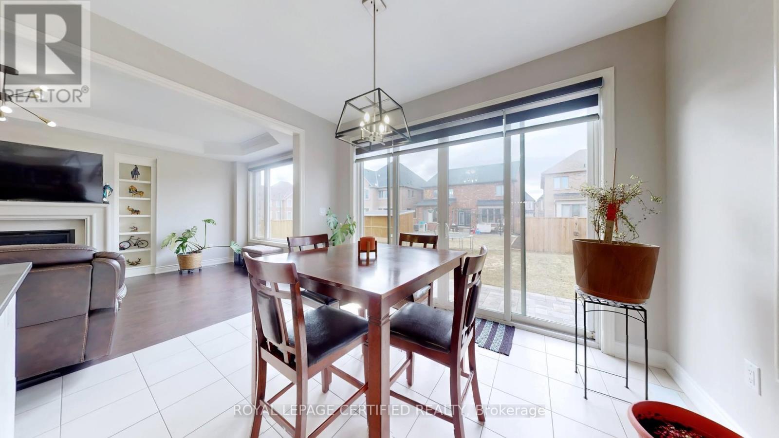 21 Ouellette Drive, Whitby, Ontario  L1P 0E3 - Photo 15 - E12858640