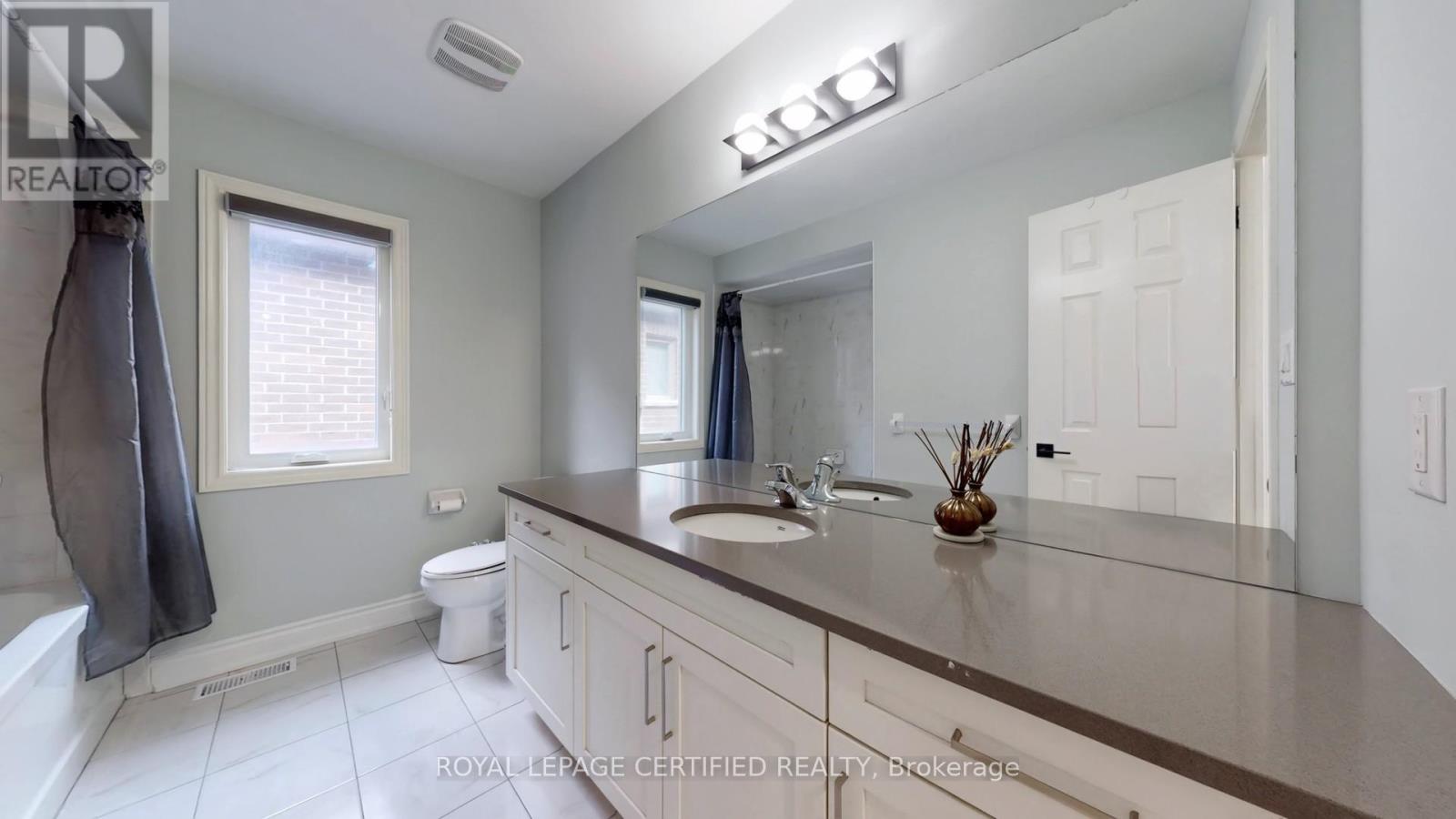 21 Ouellette Drive, Whitby, Ontario  L1P 0E3 - Photo 36 - E12858640