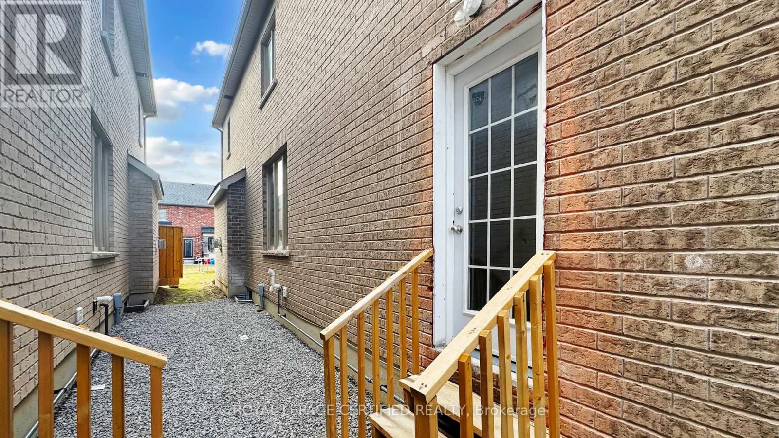 21 Ouellette Drive, Whitby, Ontario  L1P 0E3 - Photo 50 - E12858640