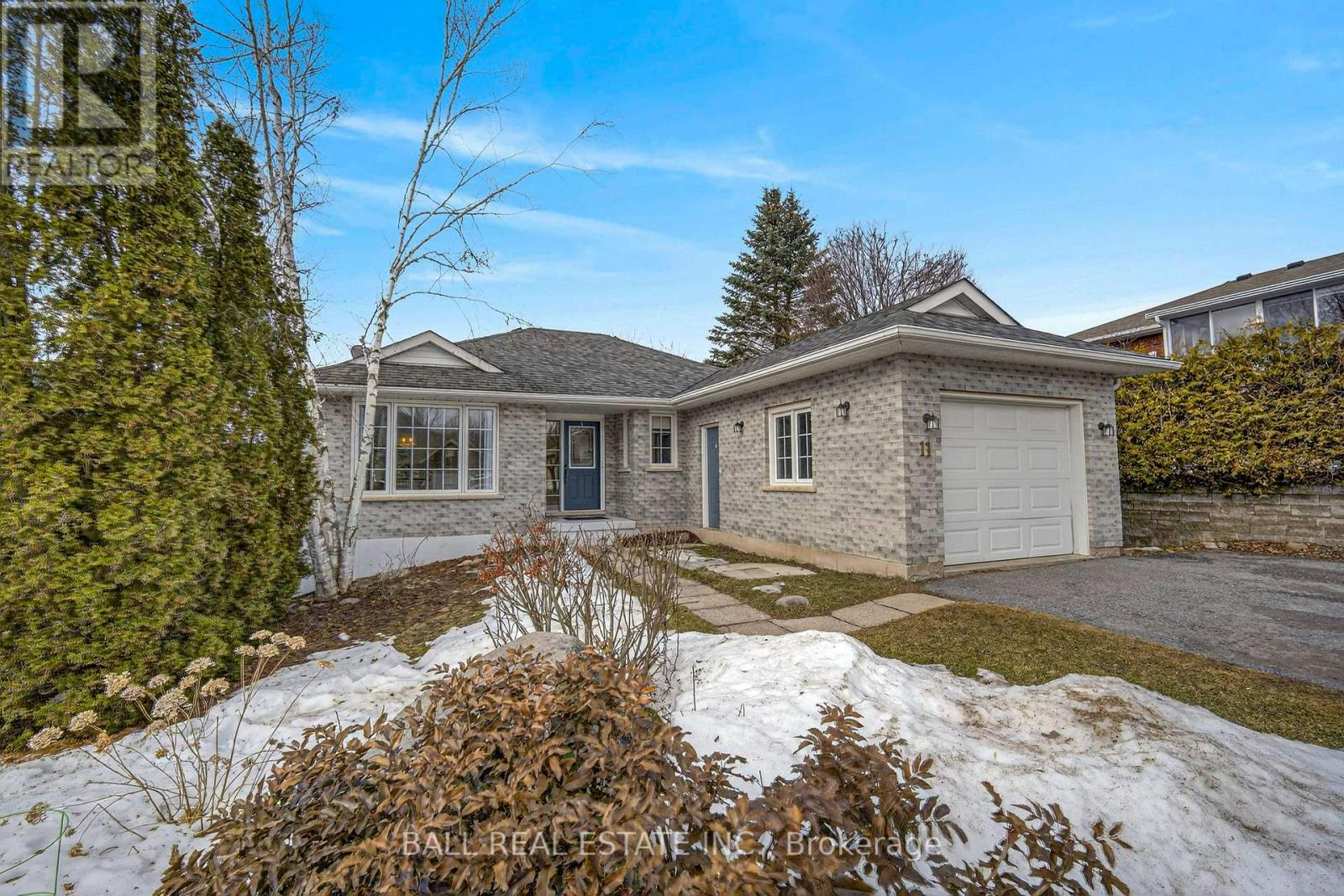 11 Francis Street, Selwyn, Ontario  K0L 2H0 - Photo 35 - X12880870