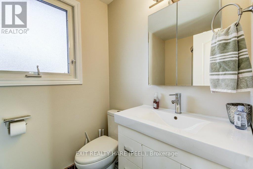 2516 Woburn Crescent, Oakville, Ontario  L6L 5E9 - Photo 37 - W12880096