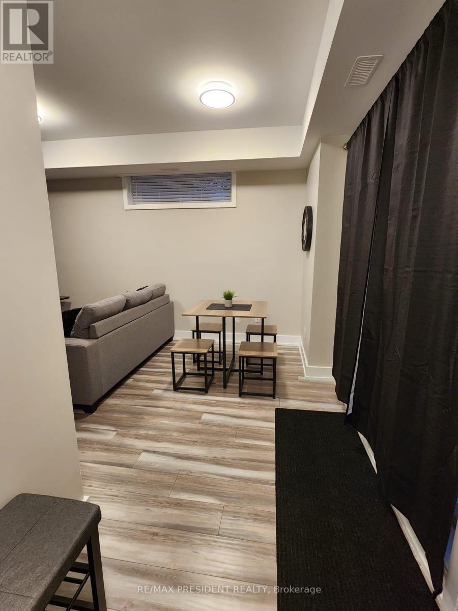 113 - 6065 Mcleod Road, Niagara Falls, Ontario  L2G 3E6 - Photo 4 - X12880418