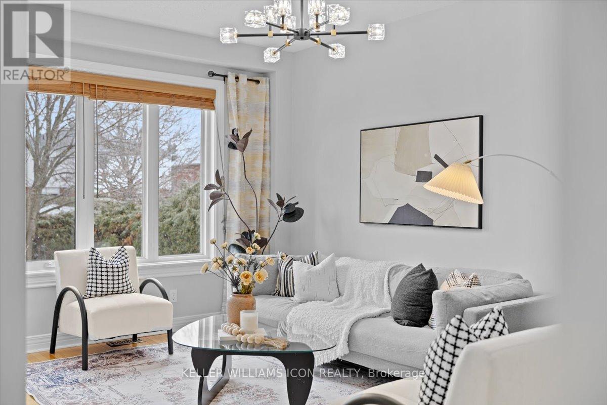 26 Tanner Crescent, Ottawa, Ontario  K2K 2M7 - Photo 5 - X12880534