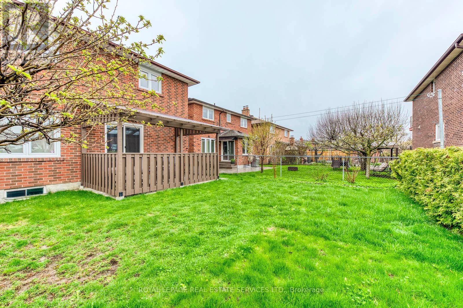 Room - 3158 Nawbrook Road, Mississauga, Ontario  L4X 2V5 - Photo 15 - W12881270