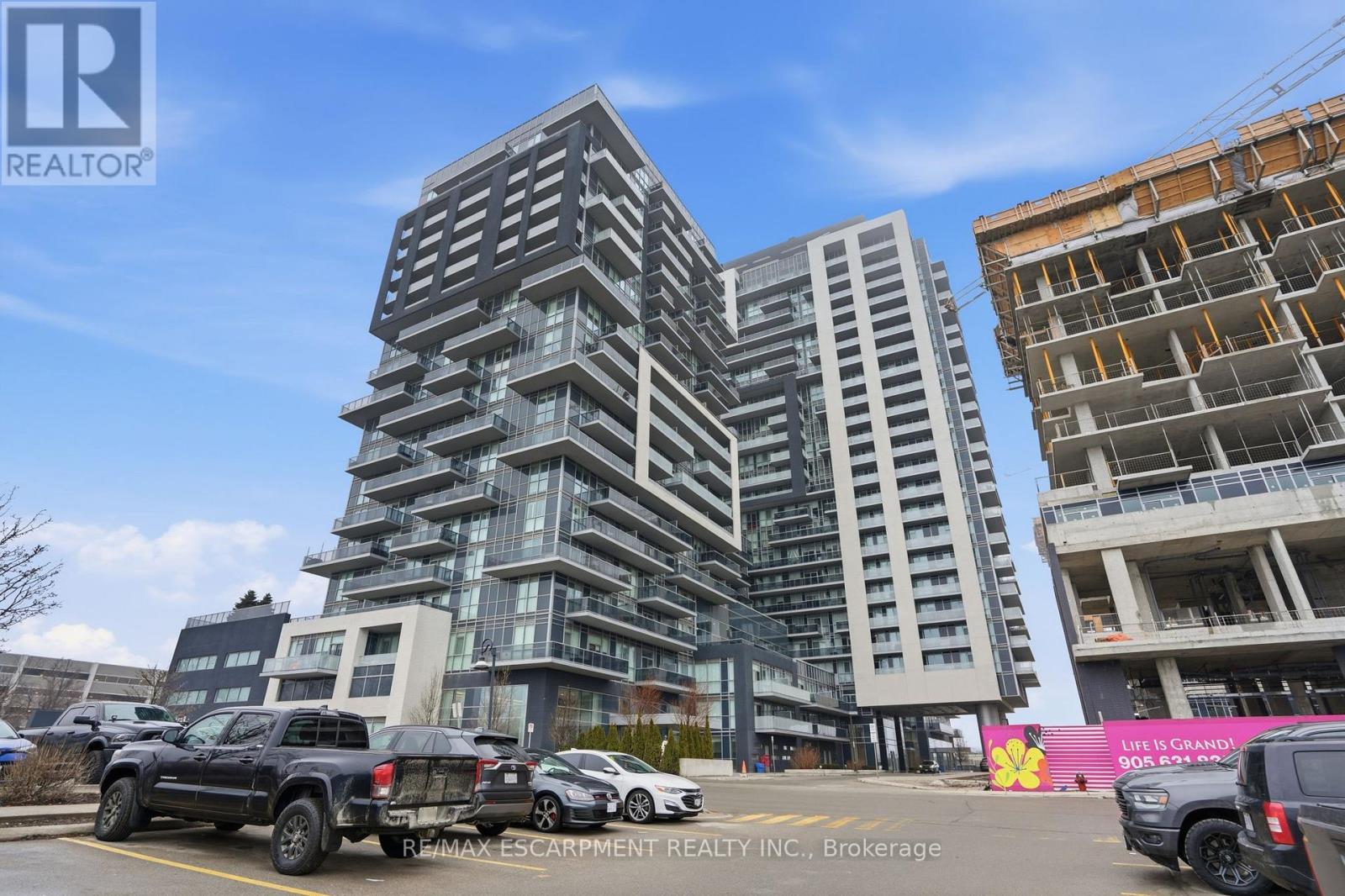 1310 - 2087 FAIRVIEW STREET, Burlington, Ontario