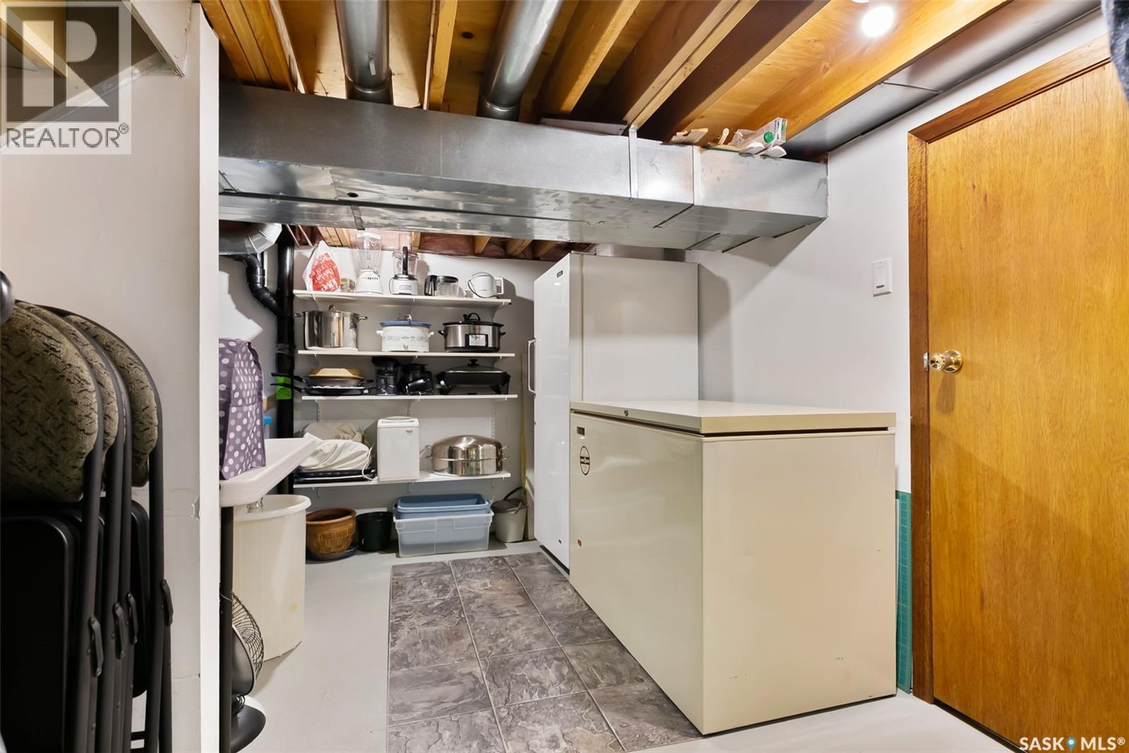 927 Cole Street N, Regina, Saskatchewan  S4X 2A3 - Photo 32 - SK030413