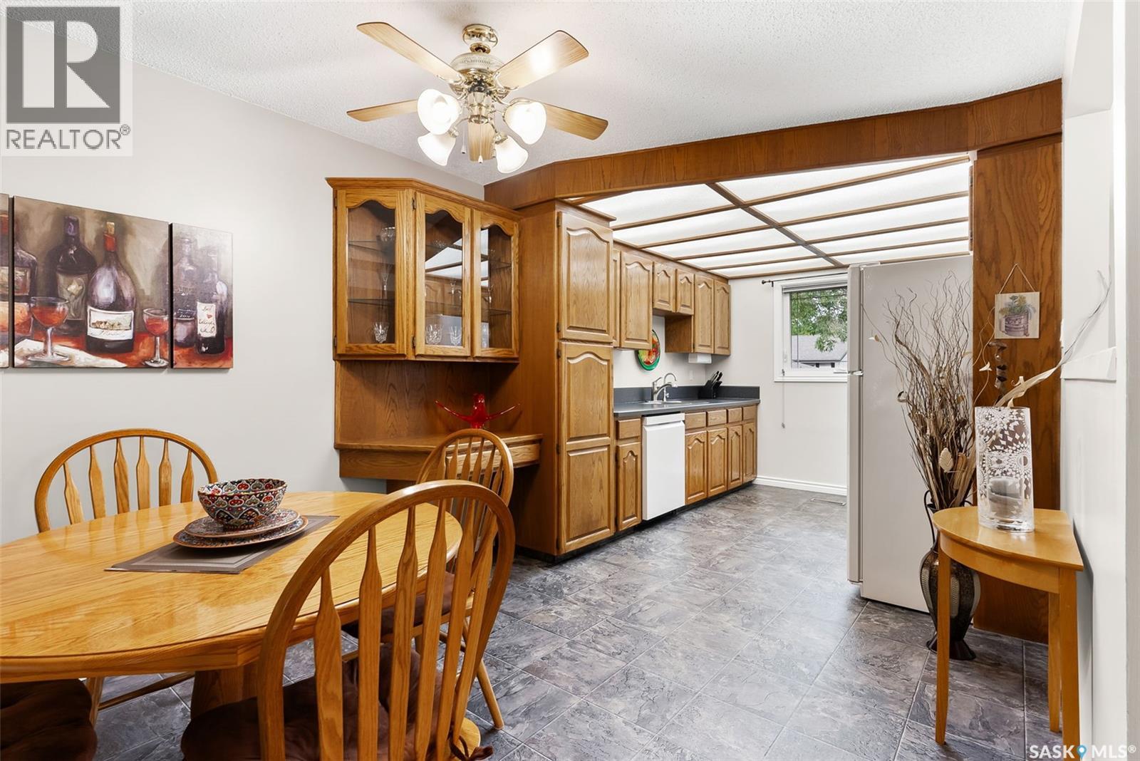 927 Cole Street N, Regina, Saskatchewan  S4X 2A3 - Photo 7 - SK030413