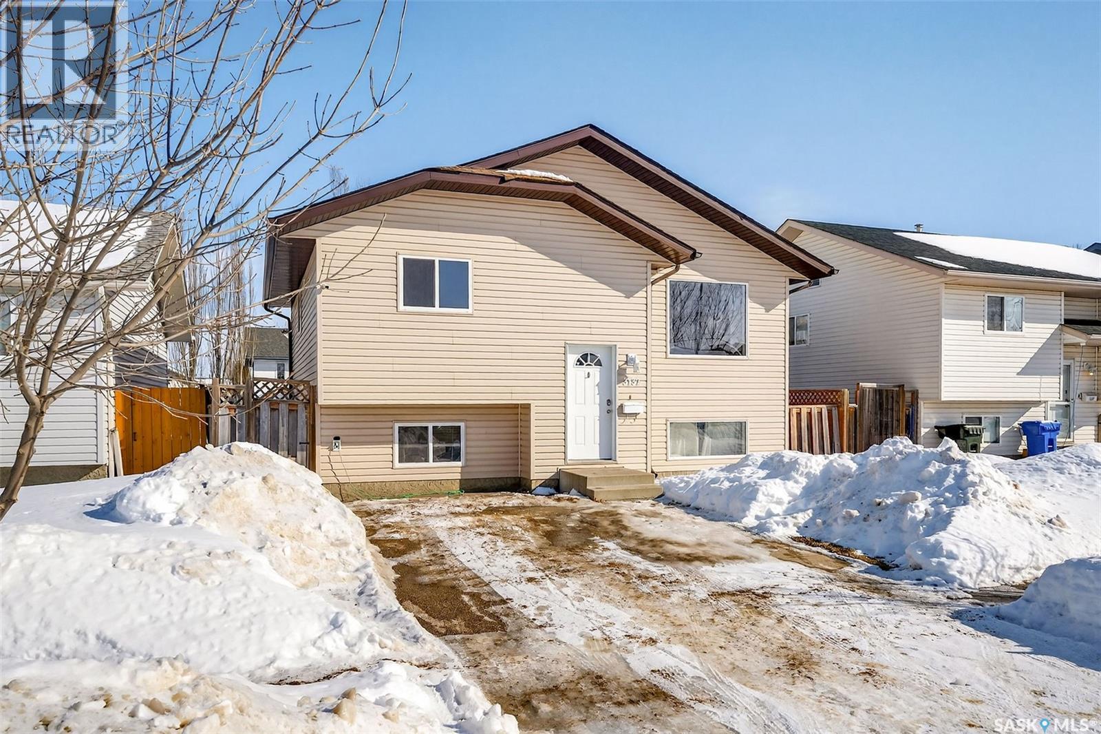 3132 Weir Road, Prince Albert, Saskatchewan  S6V 0A5 - Photo 2 - SK030411