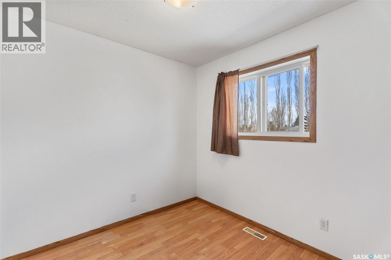 3132 Weir Road, Prince Albert, Saskatchewan  S6V 0A5 - Photo 21 - SK030411