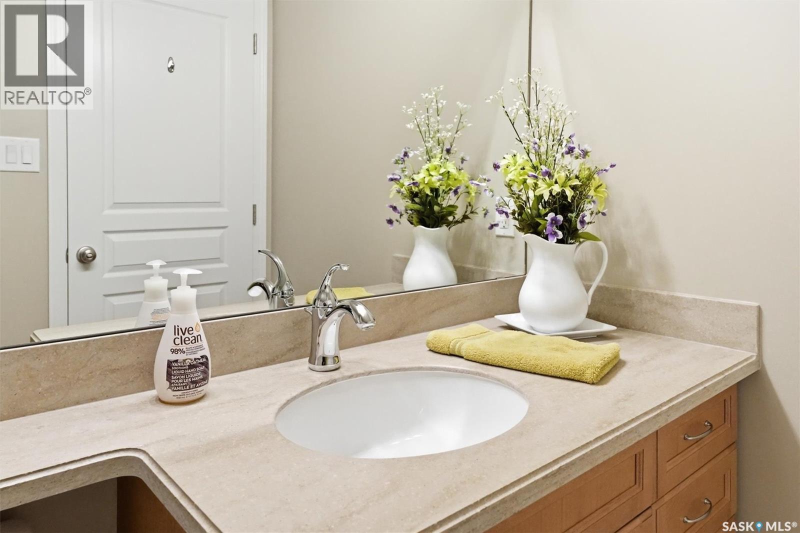 209 918 Heritage View, Saskatoon, Saskatchewan  S7H 1X3 - Photo 30 - SK030407