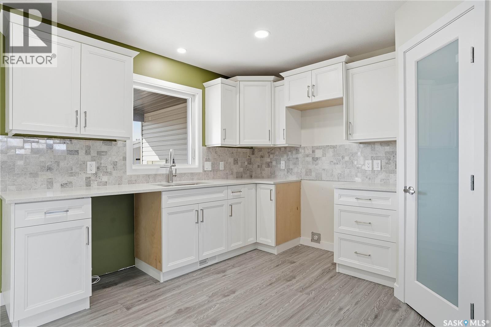 117 Khamis Street, Mortlach, Saskatchewan  S0H 3E0 - Photo 12 - SK030368