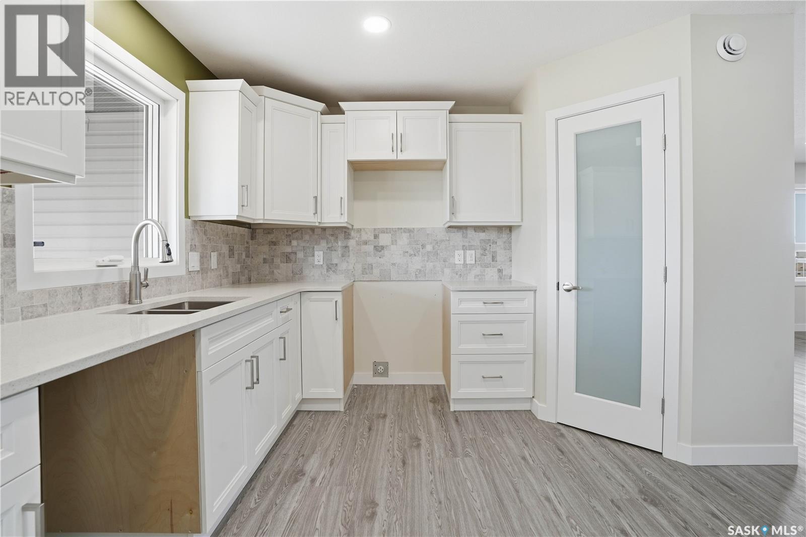 117 Khamis Street, Mortlach, Saskatchewan  S0H 3E0 - Photo 14 - SK030368