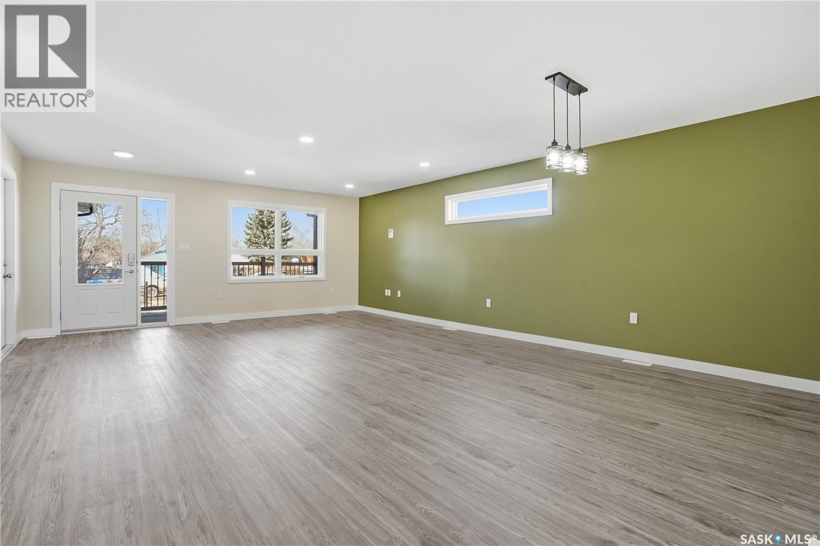 117 Khamis Street, Mortlach, Saskatchewan  S0H 3E0 - Photo 7 - SK030368