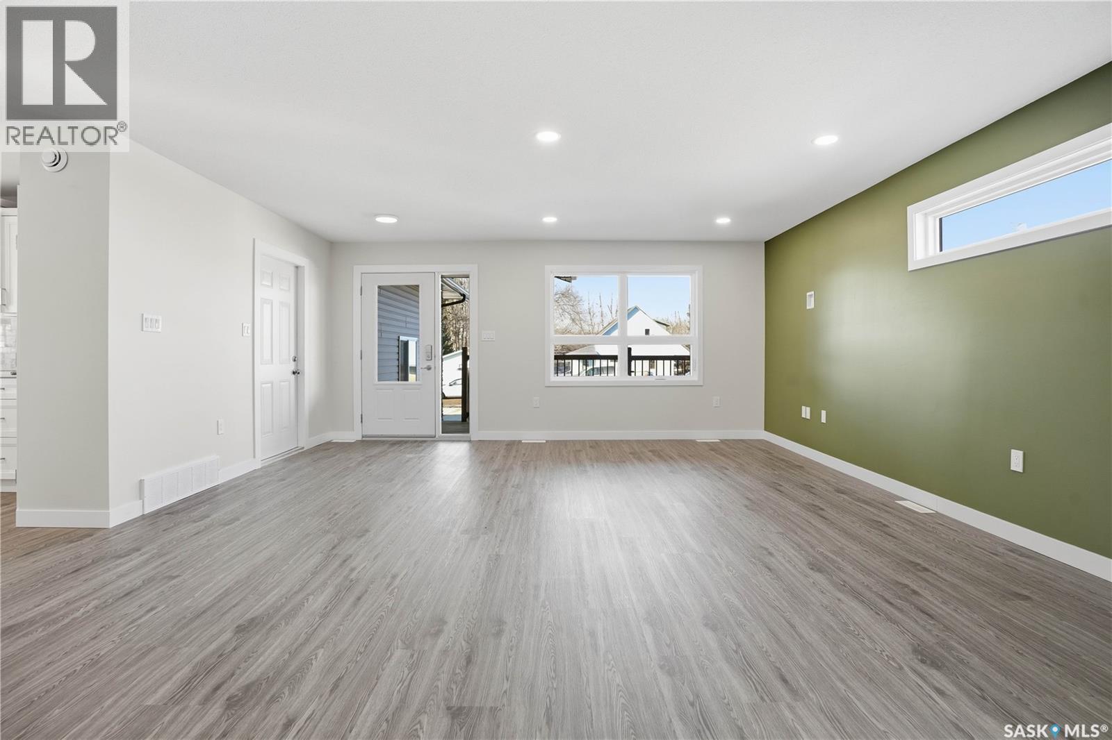 117 Khamis Street, Mortlach, Saskatchewan  S0H 3E0 - Photo 8 - SK030368