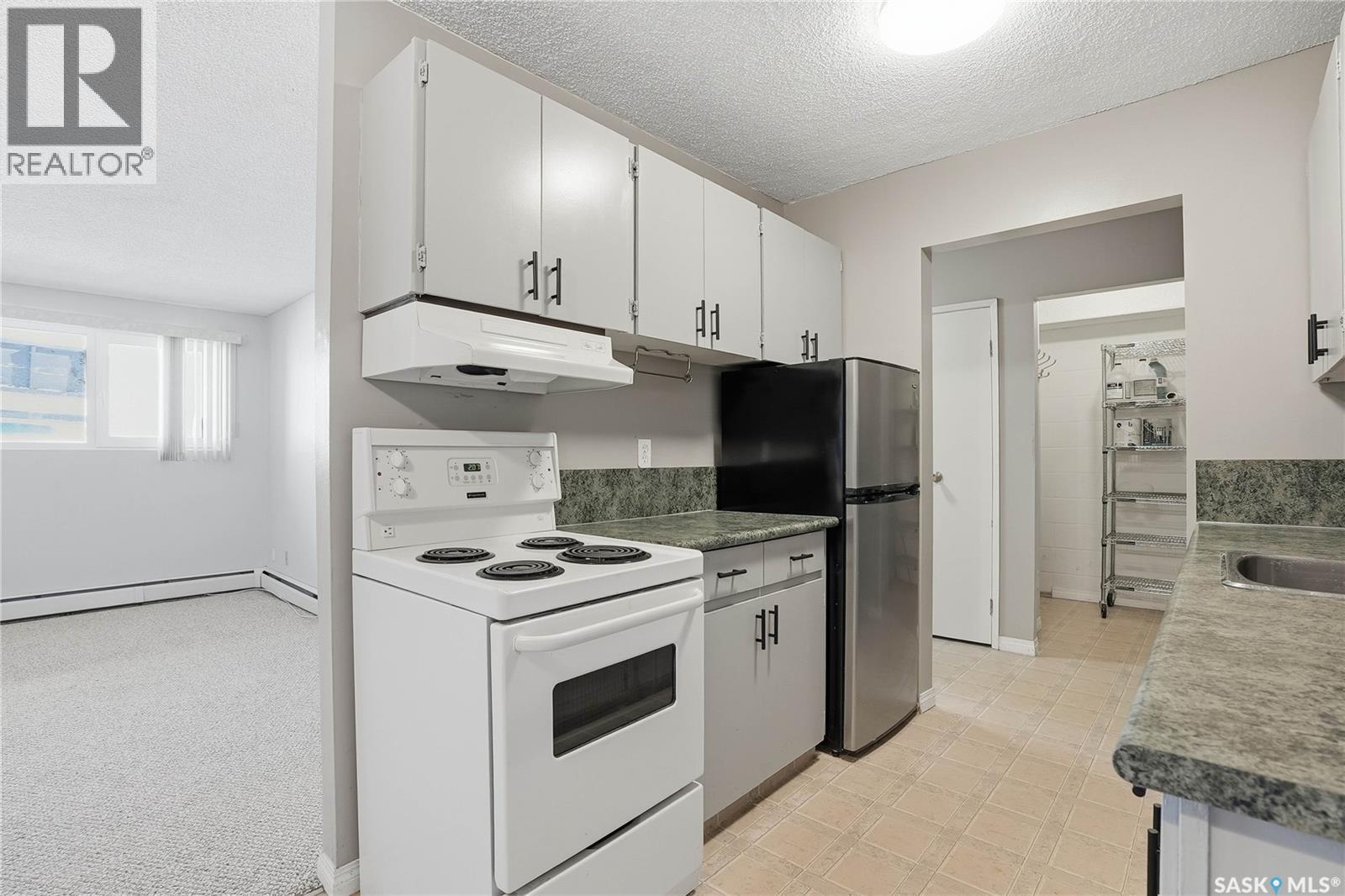 108 143 St Lawrence Court, Saskatoon, Saskatchewan  S7K 4H3 - Photo 15 - SK030302