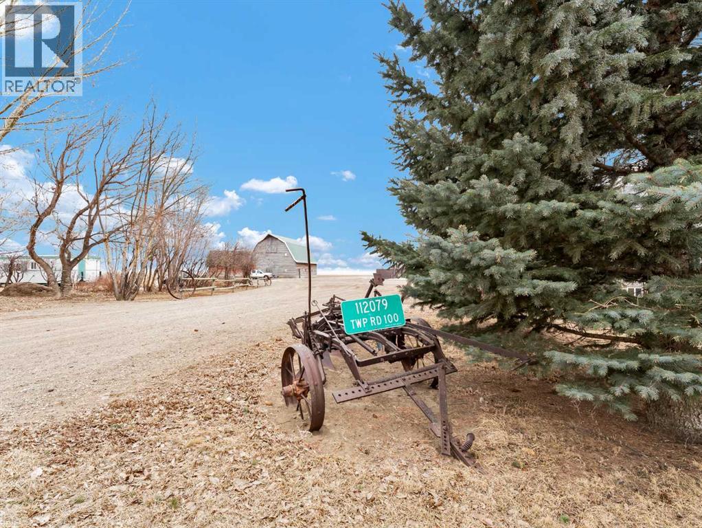 112079 Township Road 100, Bow Island, Alberta  T0K 0G0 - Photo 1 - A2291110