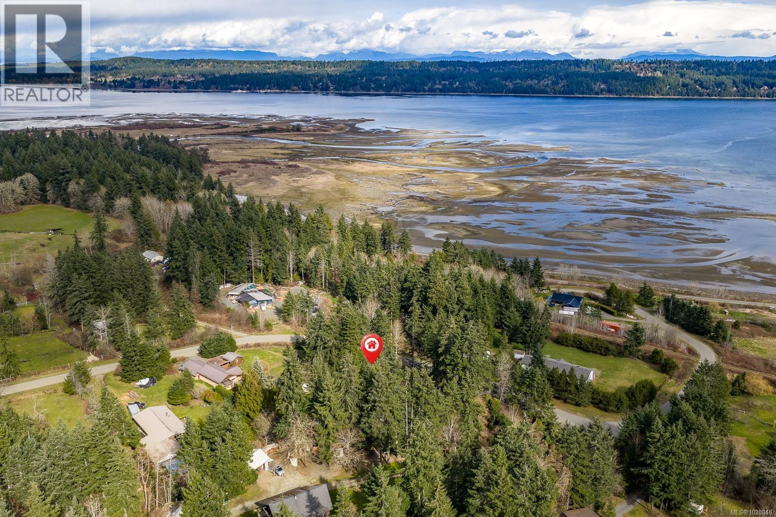 415 Holiday Rd, Fanny Bay, British Columbia  V0R 1W0 - Photo 48 - 1028048