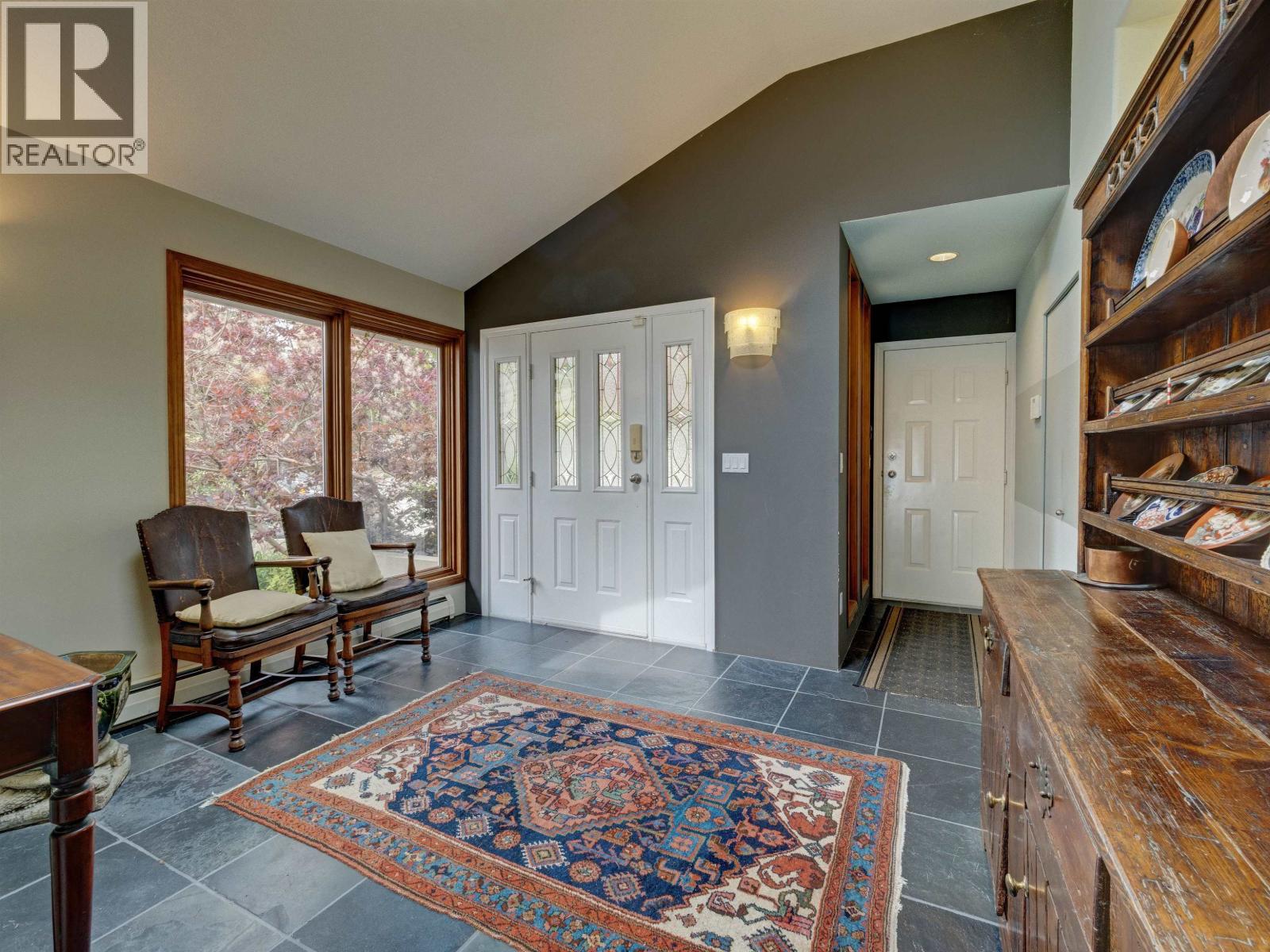 5951 Sunshine Coast Highway, Sechelt, British Columbia  V0N 3A7 - Photo 5 - R3099515