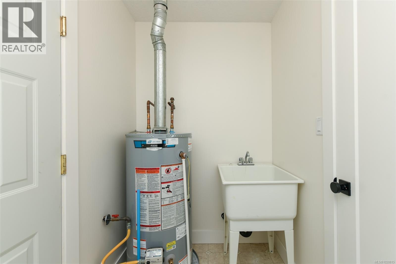 2451 Idiens Way, Courtenay, British Columbia  V9N 9J4 - Photo 32 - 1028815