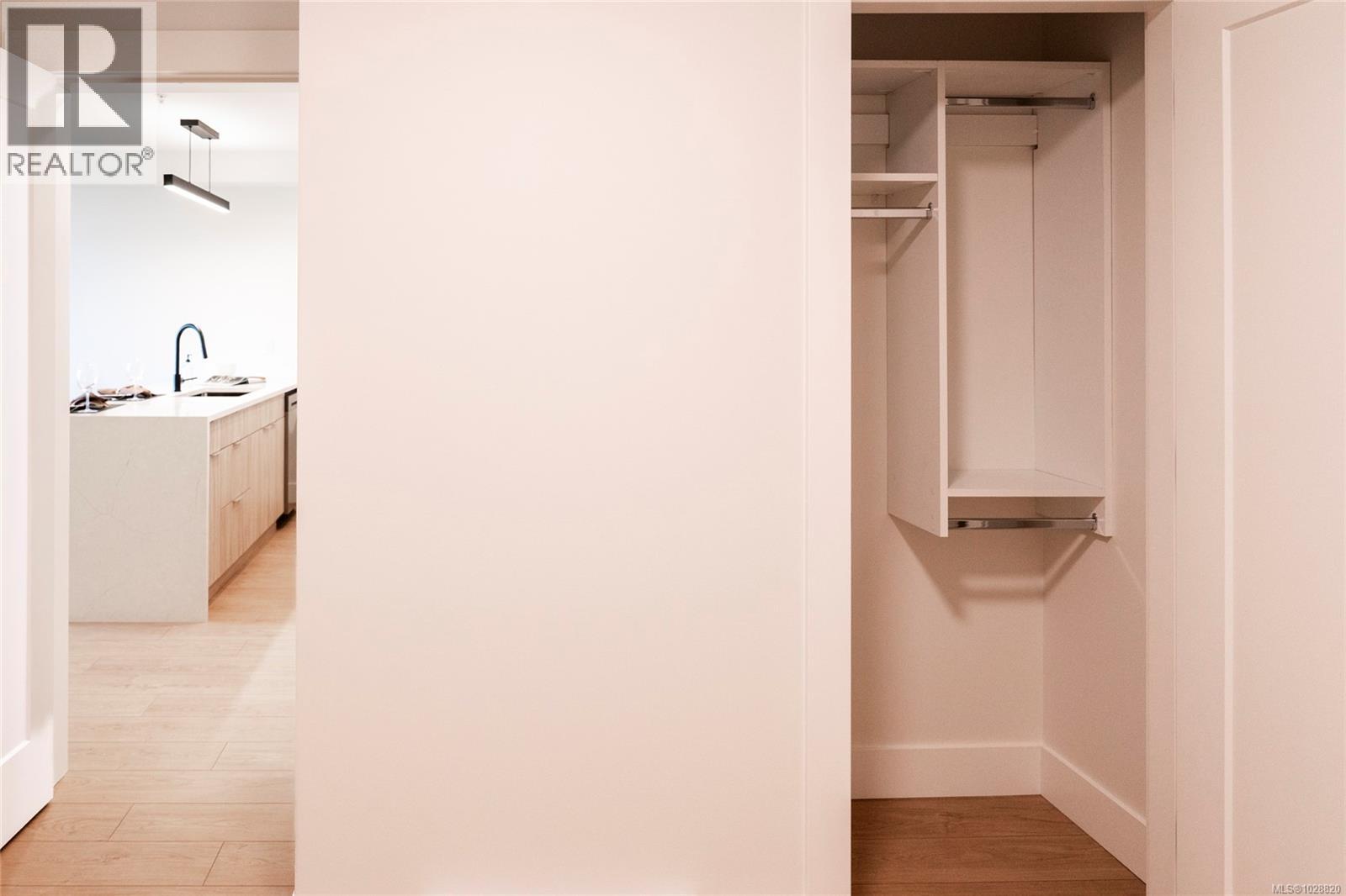 304 45 Haliburton St, Nanaimo, British Columbia  V9R 4V6 - Photo 43 - 1028820