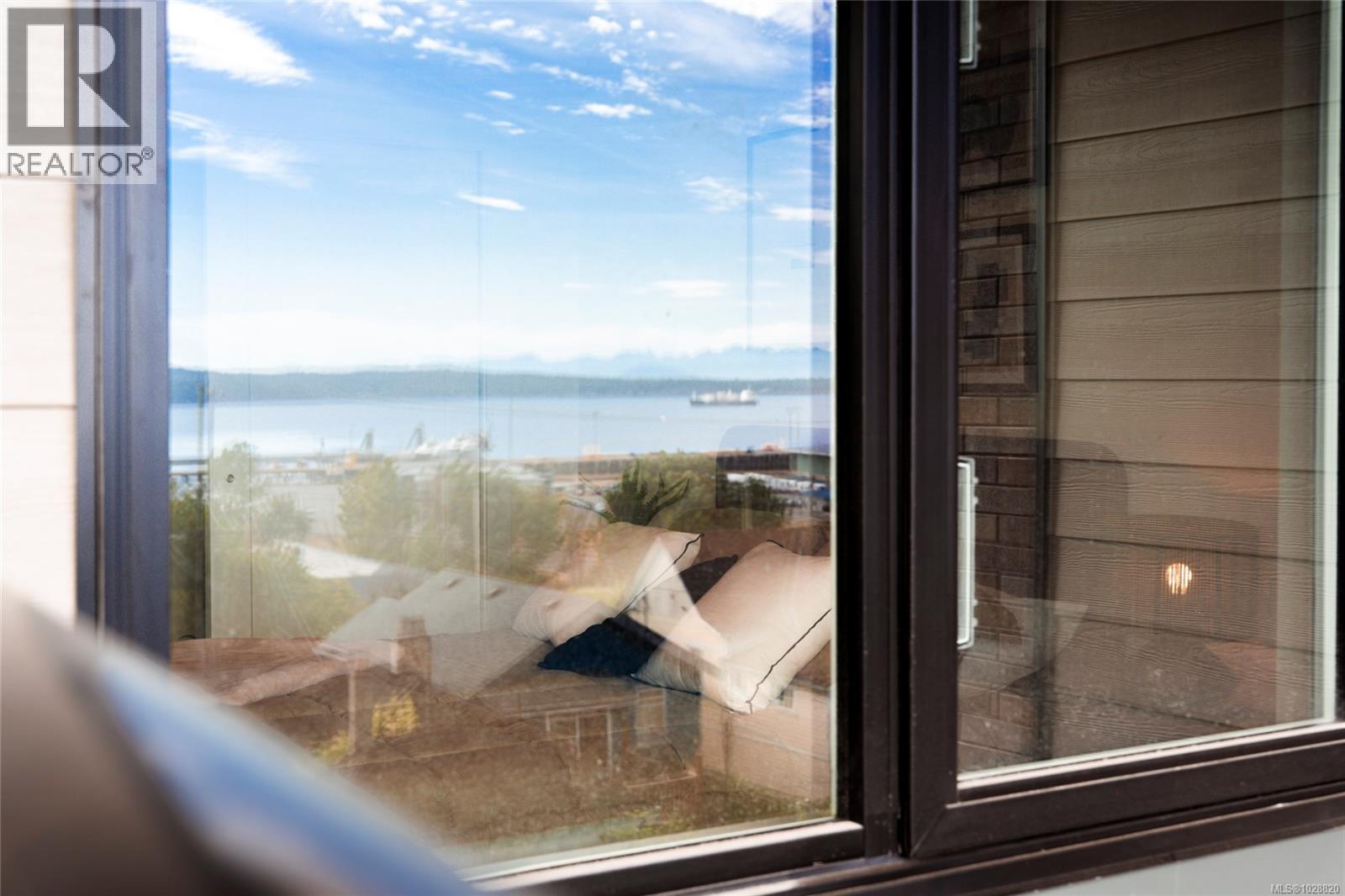 304 45 Haliburton St, Nanaimo, British Columbia  V9R 4V6 - Photo 35 - 1028820