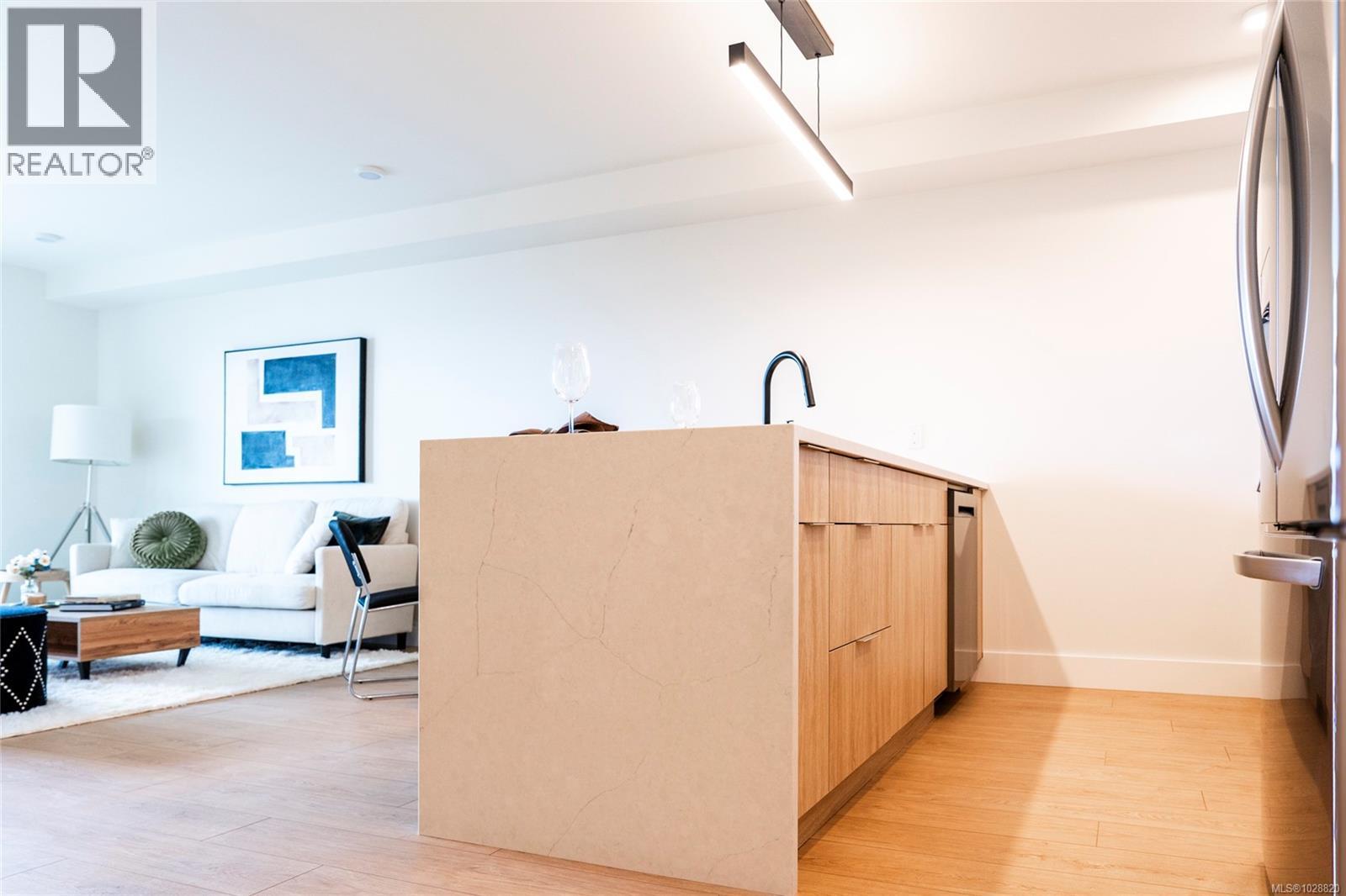 304 45 Haliburton St, Nanaimo, British Columbia  V9R 4V6 - Photo 47 - 1028820