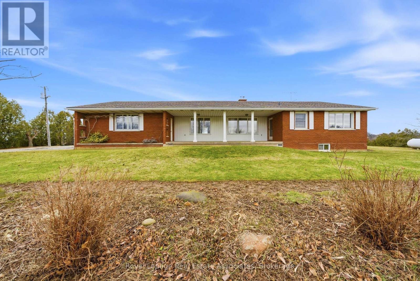 1137 RIDGE ROAD, Hamilton, Ontario