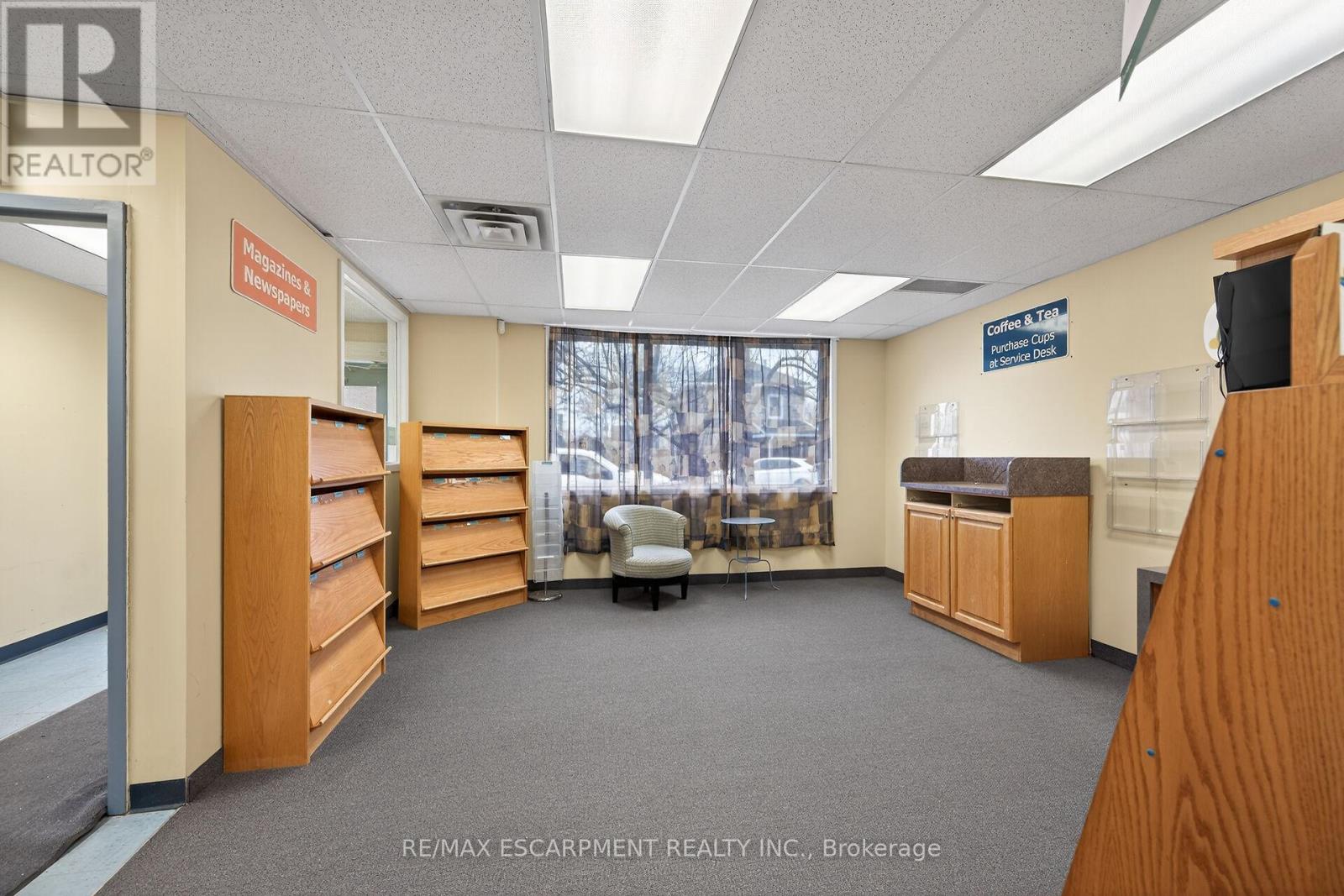 13 Alma Street N, Haldimand, Ontario  N0A 1H0 - Photo 11 - X12881268