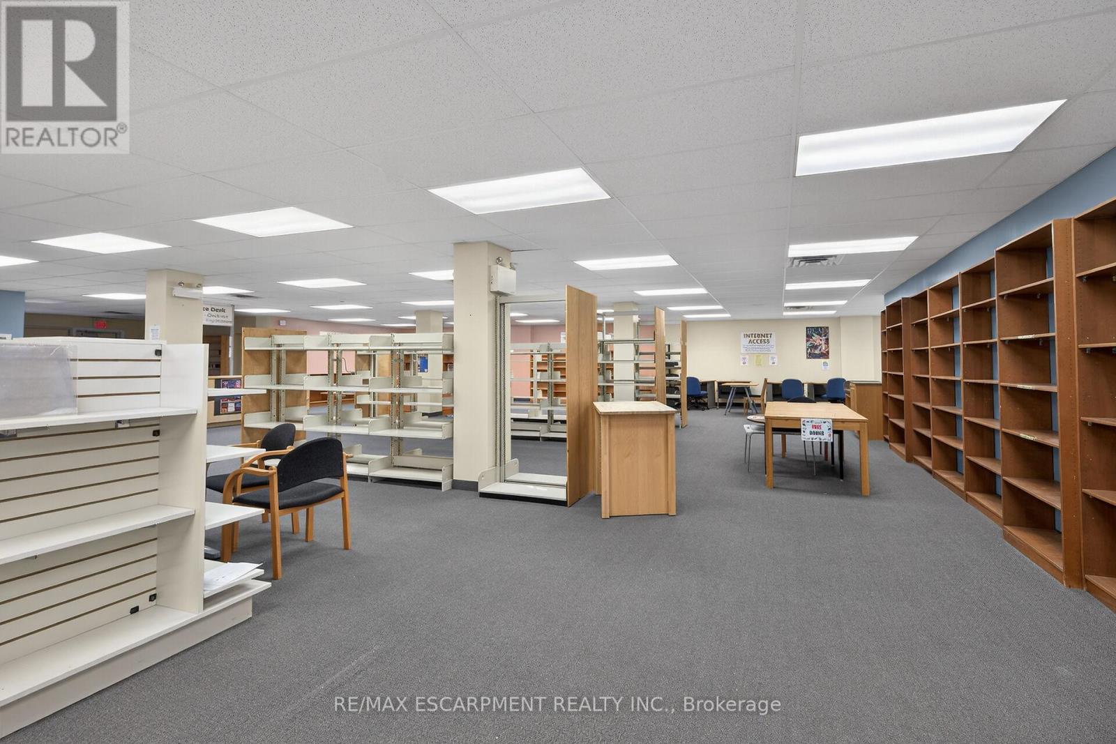 13 Alma Street N, Haldimand, Ontario  N0A 1H0 - Photo 14 - X12881268