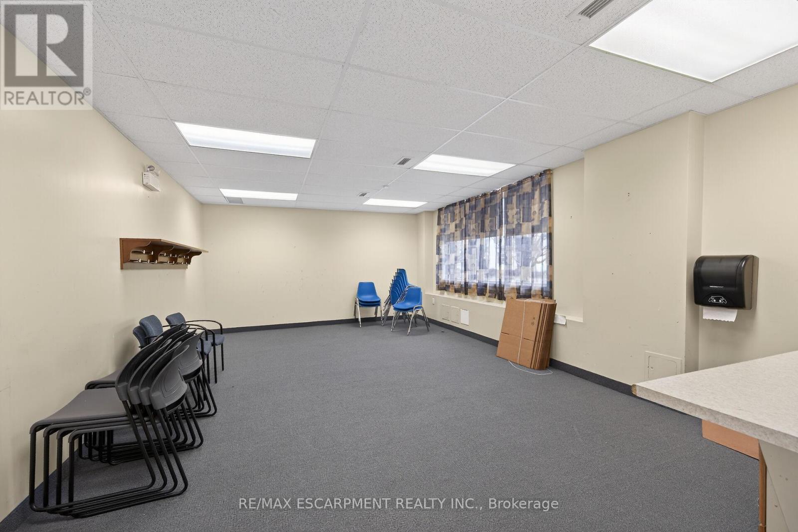 13 Alma Street N, Haldimand, Ontario  N0A 1H0 - Photo 7 - X12881268