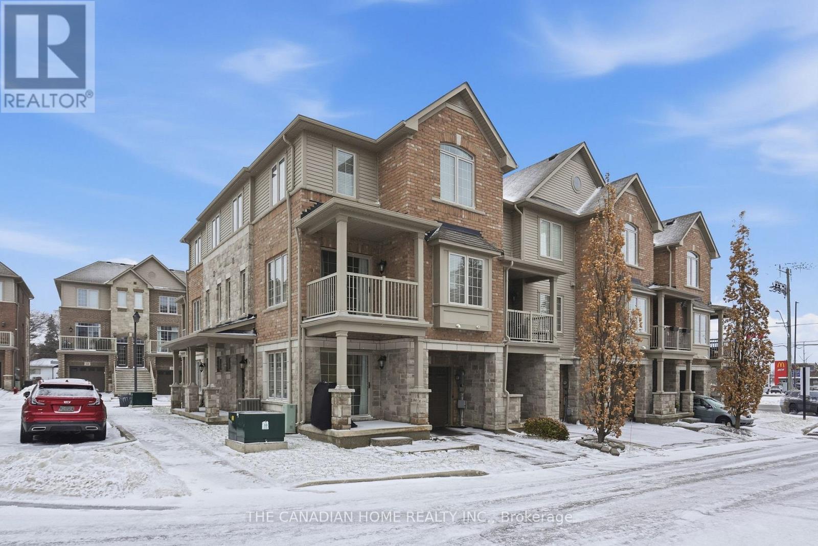 33 - 257 Parkside Drive, Hamilton, Ontario  L8B 0W5 - Photo 3 - X12881278