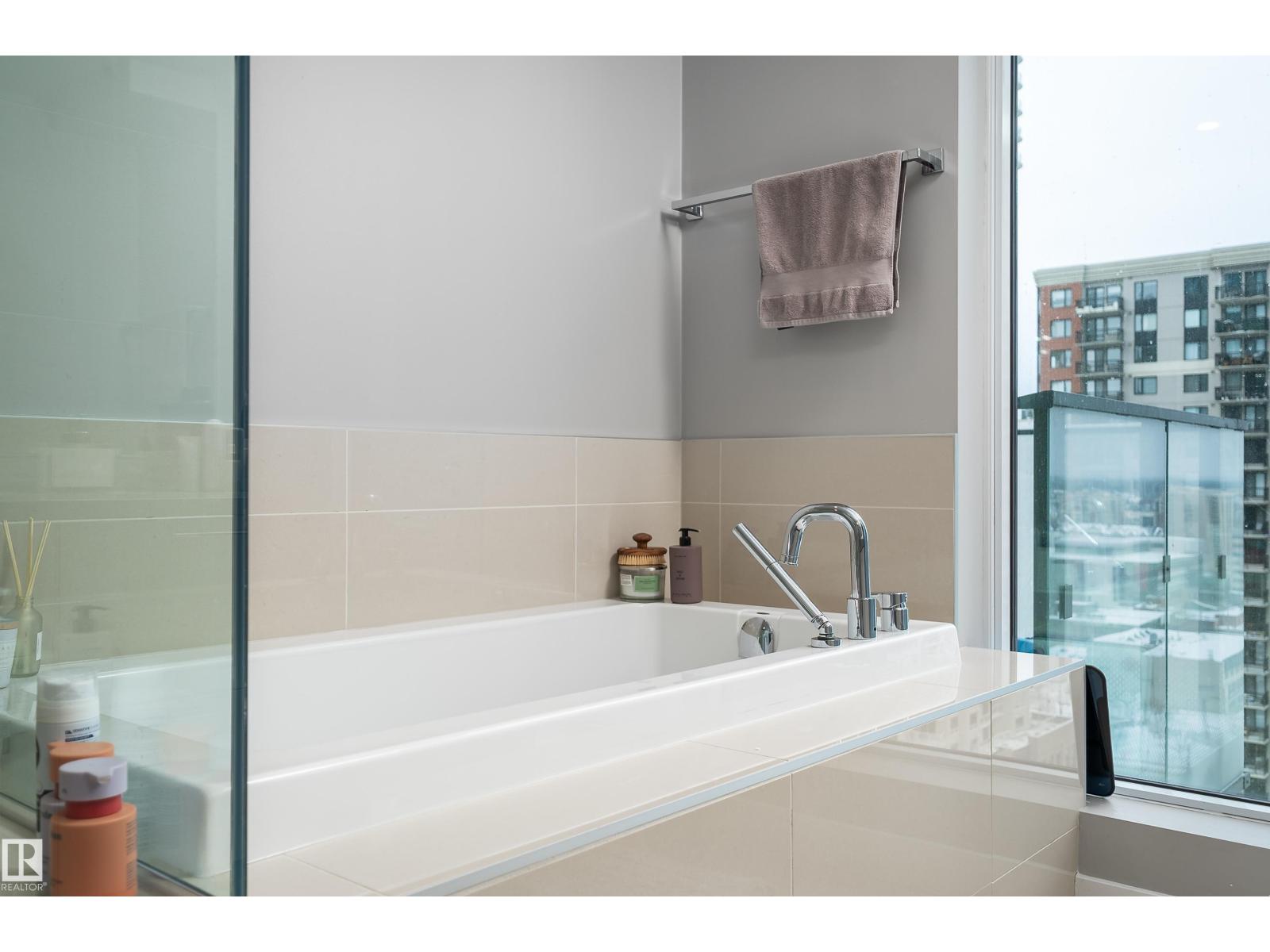 #1700 10180 103 St Nw, Edmonton, Alberta  T5J 0L1 - Photo 21 - E4477400