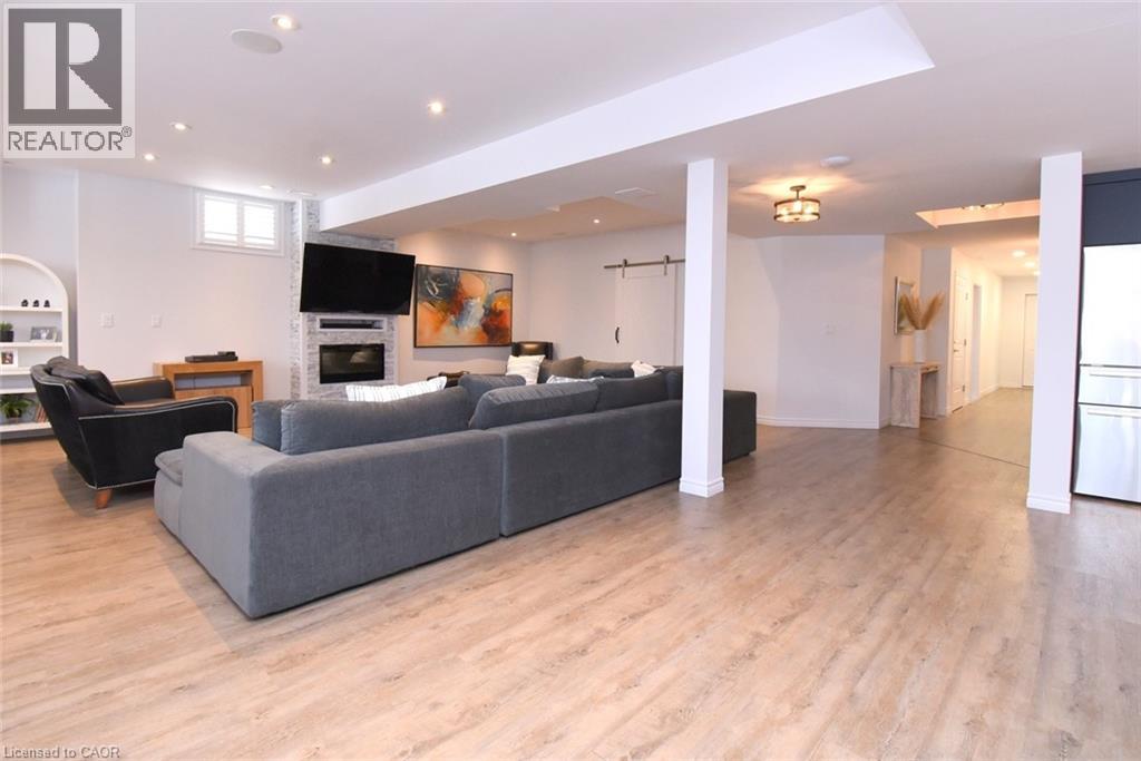 211 Tollgate Drive, Ancaster, Ontario  L9G 5C8 - Photo 45 - 40804094