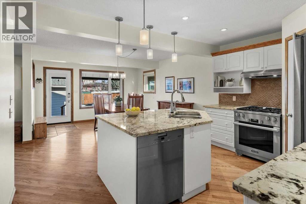 31 River Rock Manor Se, Calgary, Alberta  T2C 4J3 - Photo 8 - A2291507