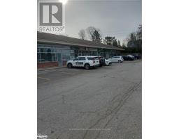 4 - 1 KING WILLIAM STREET, huntsville (chaffey), Ontario