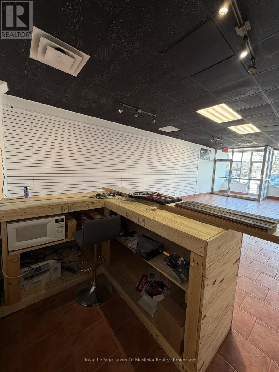 4 - 1 King William Street, Huntsville (Chaffey), Ontario  P1H 1G7 - Photo 4 - X12881228