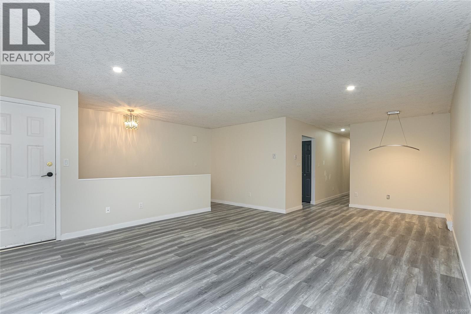 375 Kislingbury Lane, View Royal, British Columbia  V8X 2L5 - Photo 4 - 1026597