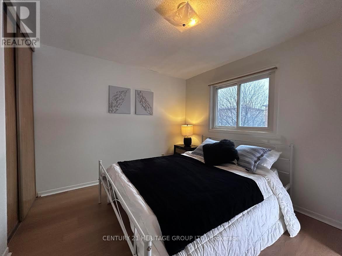 38 Gray Crescent, Richmond Hill, Ontario  L4C 5V5 - Photo 12 - N12879890